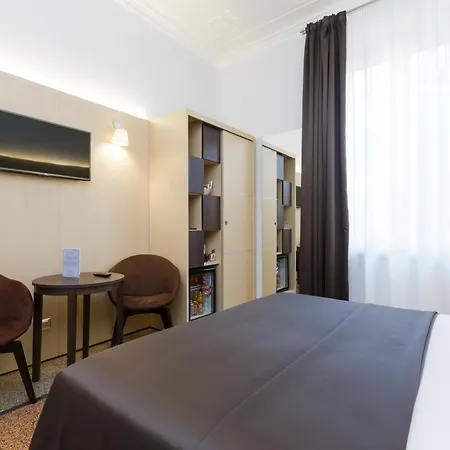 فندق Domus Terenzio 3*