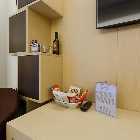 Domus Terenzio 3* Рим