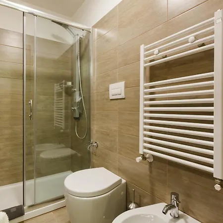 Отель Domus Terenzio Рим