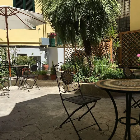 Domus Terenzio فندق 3*