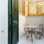 Otel Domus Terenzio Roma