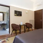 Otel Domus Terenzio Roma